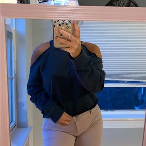 Black- shoulder cut out, light cotton long sleeve